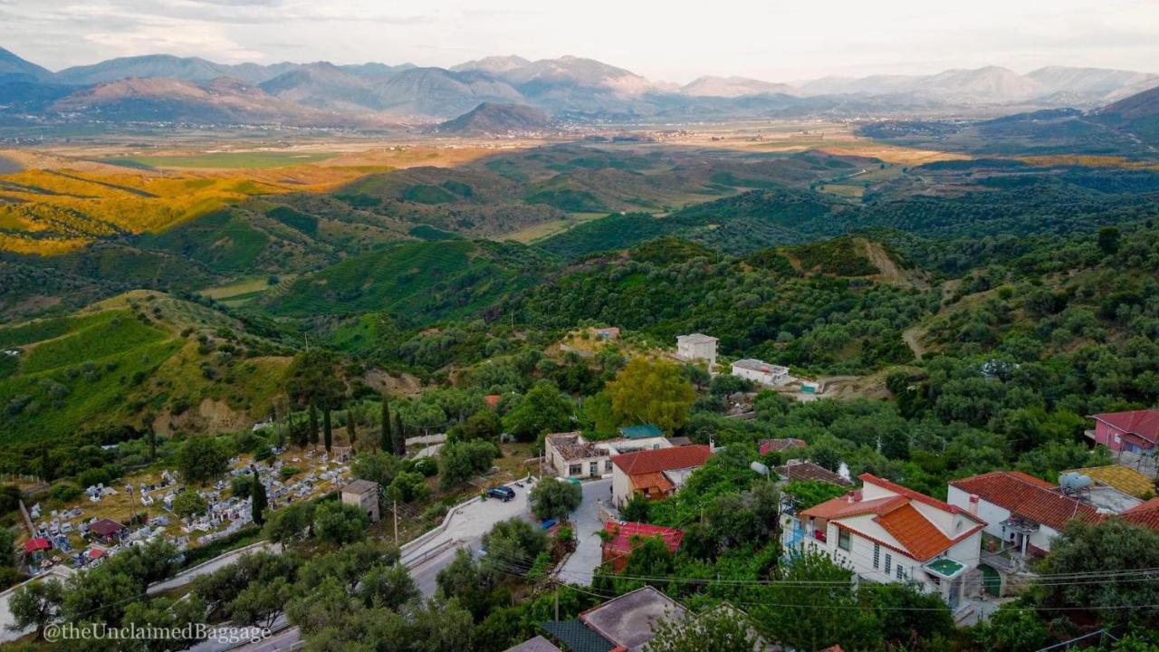 Villa Muzhaqi Nivice Exteriör bild